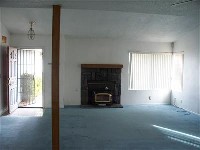 Nice house in Victorville with a fireplace, Wood Stove, Covered Patio 7