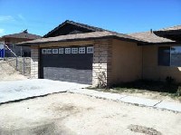 Great 3 bedroom with nice size lot in Victorville