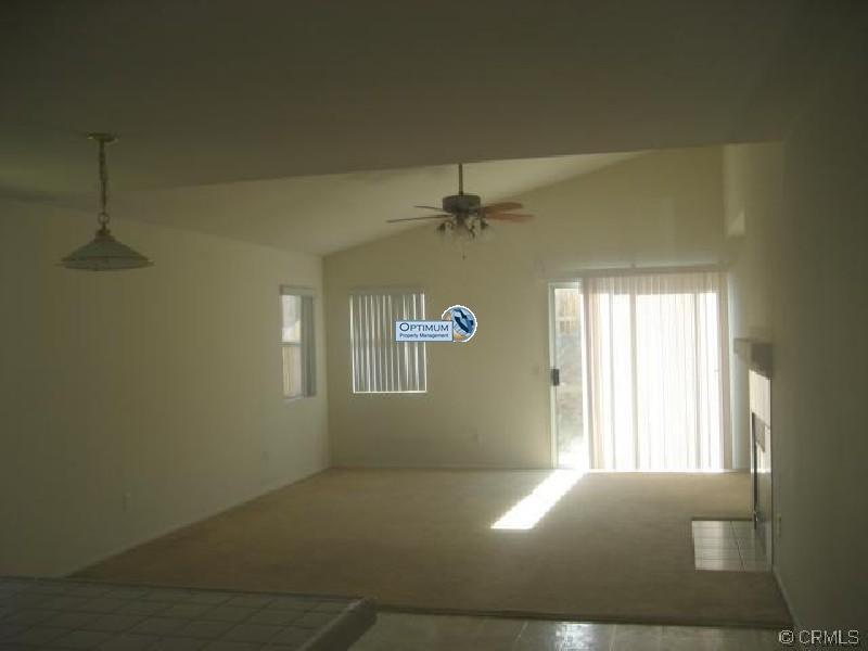 Newer 4 bed home with fireplace 4