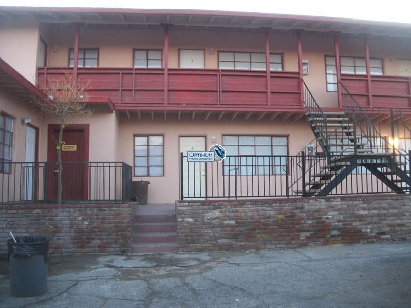 2 Bedroom Apartment in Barstow 1