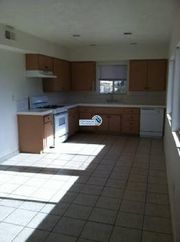 Large two bedroom, two bath in Hesperia, CA 4