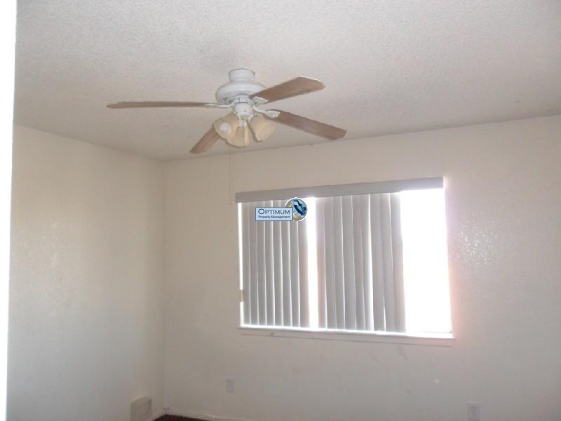 Great 4-bedroom with covered patio and tile floors 3