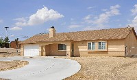 Nice Victorville home with circle drive and bonus room