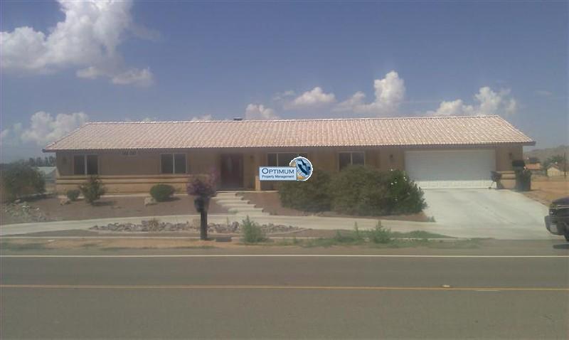 Newer Apple Valley home, large rooms and lot 1